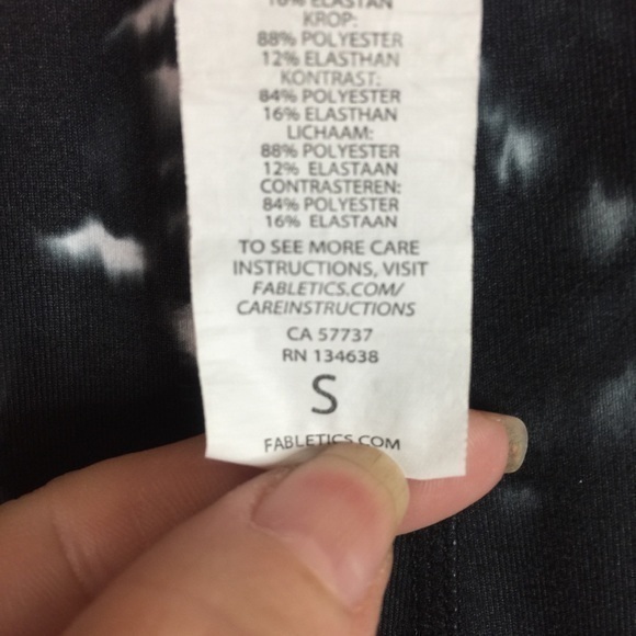 FABLETICS Rio‎ Run Capri - Picture 10 of 14